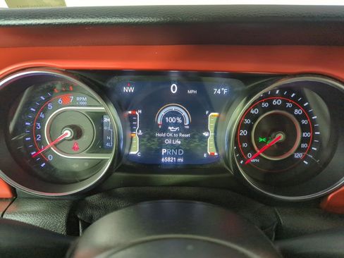 Used 2021 Jeep Wrangler Unlimited Rubicon image 38