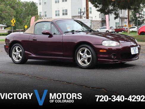 Used 2000 MAZDA MX-5 Miata RWD image 14
