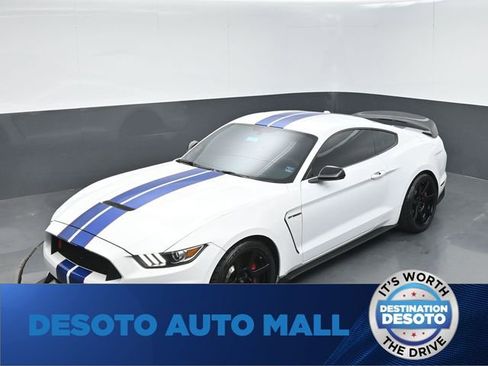 Used 2017 Ford Mustang Shelby GT350R w/ GT350R Equipment Group 920A RWD image 43