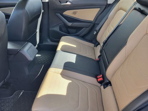 Used 2019 Volkswagen Jetta SEL Premium FWD image 28