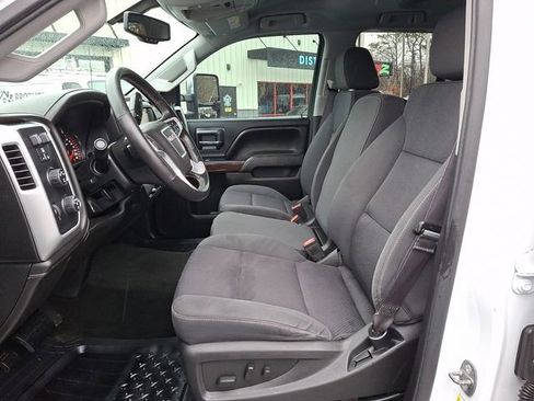 Used 2016 GMC Sierra 2500 SLE w/ SLE Preferred Package image 17