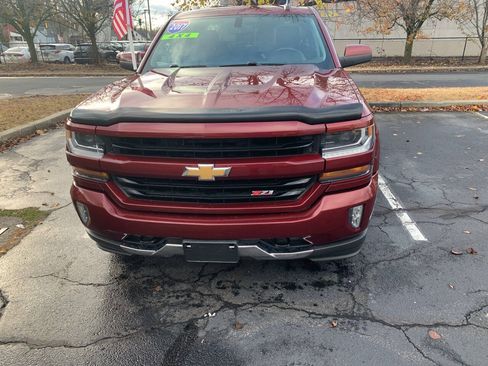 Used 2017 Chevrolet Silverado 1500 LT w/ All Star Edition AWD/4WD image 9