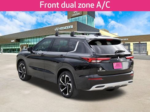 Used 2023 Mitsubishi Outlander SEL FWD image 8