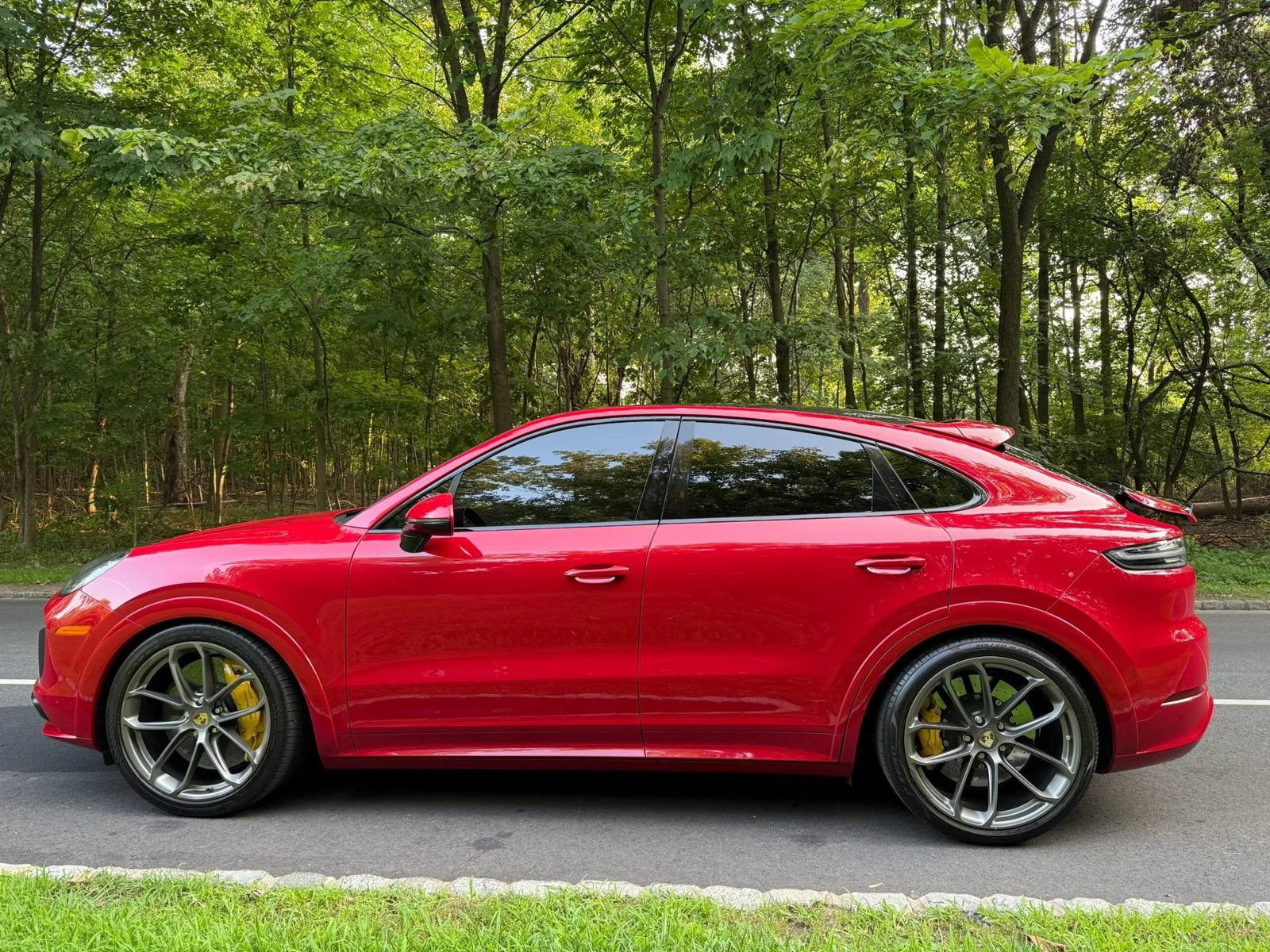 Used 2021 Porsche Cayenne GTS AWD/4WD image 16