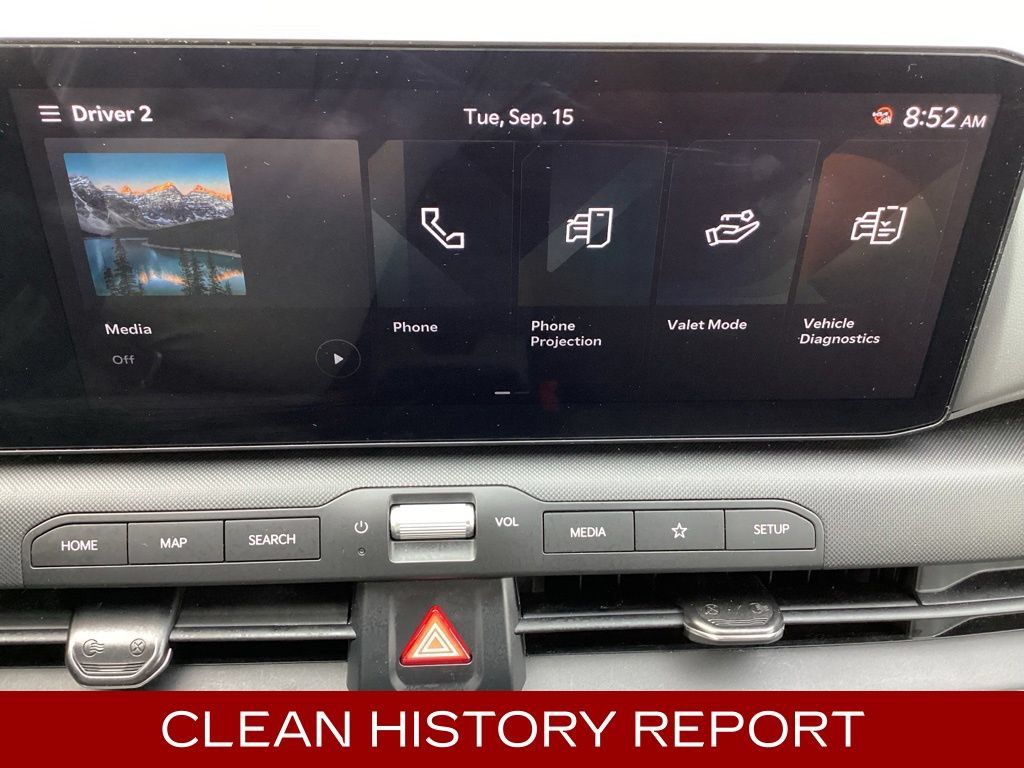 Used 2025 Kia K4 FWD image 3