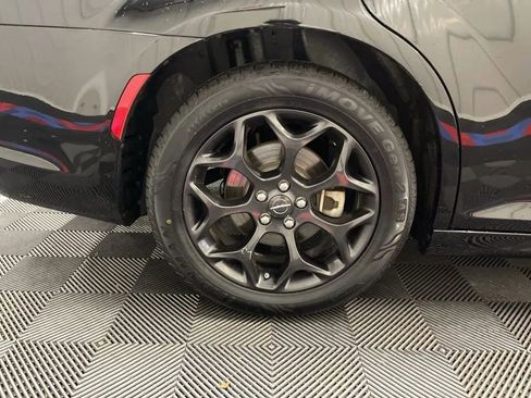 Used 2023 Chrysler 300 Touring L w/ Popular Equipment Group image 20