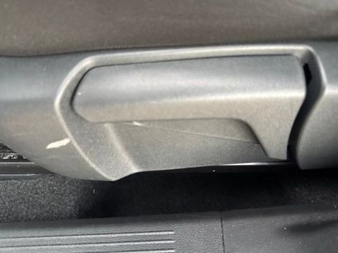 Used 2023 Nissan Rogue S FWD image 37