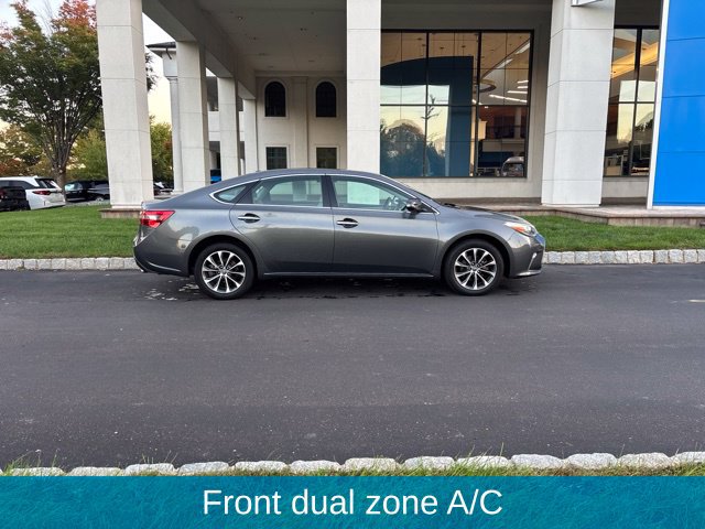 Used 2016 Toyota Avalon XLE FWD image 5