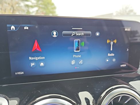 Certified 2025 Mercedes-Benz GLB 250 image 23