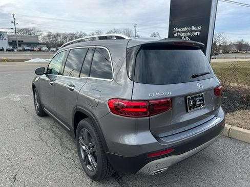New 2026 Mercedes-Benz GLB 250 4MATIC image 3