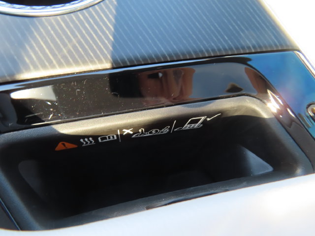 Certified 2024 Cadillac Lyriq Luxury w/ LPO, Floor Liner Package AWD/4WD image 35