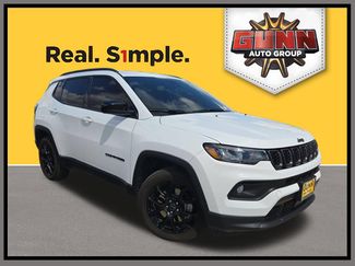 Used 2025 Jeep Compass Latitude w/ Altitude Special Edition AWD/4WD video 1