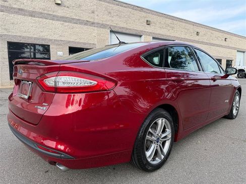 Used 2016 Ford Fusion SE FWD image 5