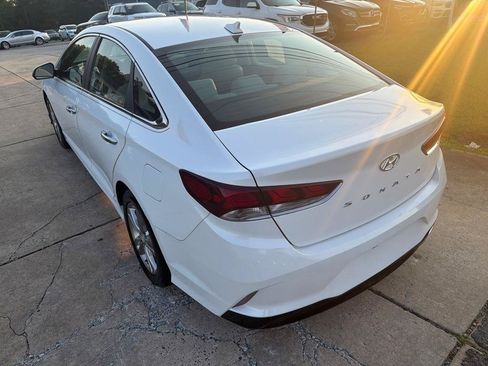 Used 2018 Hyundai Sonata SEL w/ Tech Package 02 FWD image 11