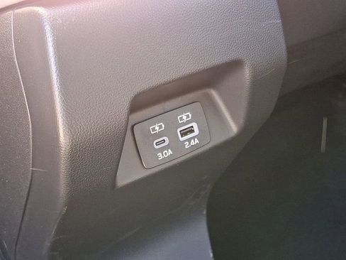 Certified 2025 Subaru Crosstrek 2.0i Premium image 29