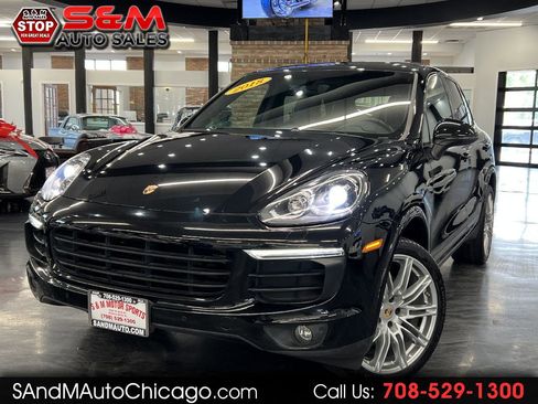 Used 2018 Porsche Cayenne Platinum Edition image 1