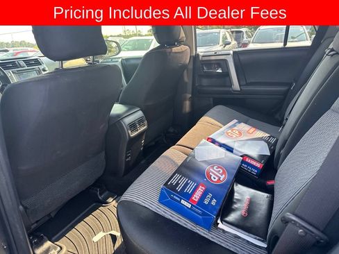 Used 2014 Toyota 4Runner SR5 AWD/4WD image 12