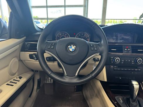 Used 2012 BMW 335i Convertible RWD image 43