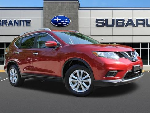Used 2014 Nissan Rogue SV w/ SV Family Package AWD/4WD image 3