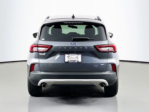 Used 2023 Ford Escape SE FWD image 6