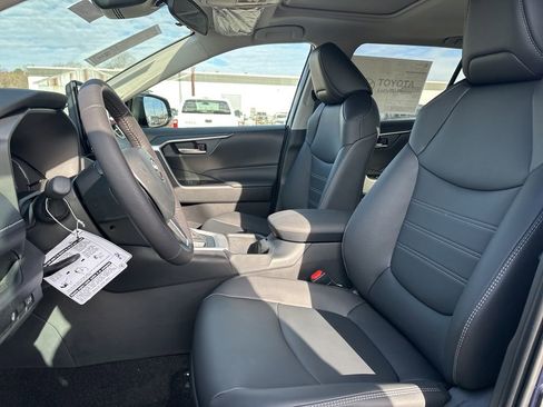 New 2025 Toyota RAV4 XLE Premium image 18