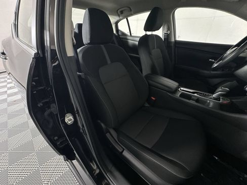 Certified 2025 Nissan Sentra SV FWD image 27