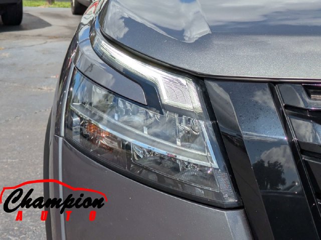 Used 2022 Nissan Pathfinder SL w/ SL Premium Package FWD image 11