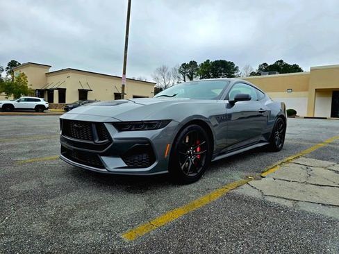 Certified 2025 Ford Mustang GT Premium image 1