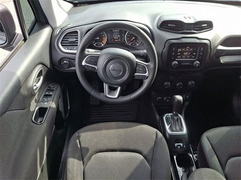 Used 2018 Jeep Renegade Sport w/ Power & Air Group image 13