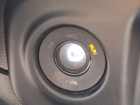 Used 2021 Jeep Wrangler Unlimited Willys image 23