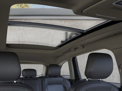 New 2026 Lincoln Nautilus Premier w/ Equipment Group 102A image 22