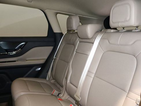 Used 2022 Lincoln Corsair FWD w/ Equipment Group 101A image 16