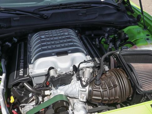 Used 2019 Dodge Challenger SRT Hellcat Redeye RWD image 13