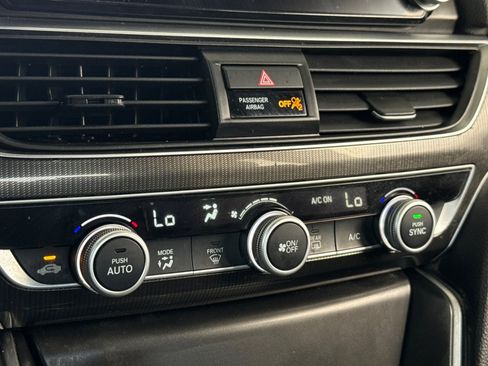 Used 2019 Honda Accord Sport image 29