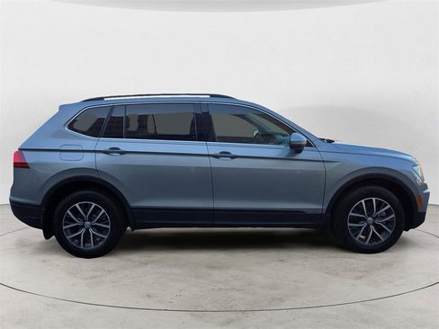Used 2019 Volkswagen Tiguan SEL R-Line image 6