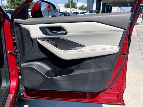 Certified 2021 Nissan Rogue SV w/ Premium Package FWD image 21
