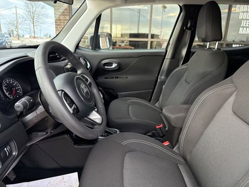 Used 2021 Jeep Renegade Sport image 46