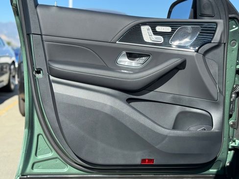 New 2026 Mercedes-Benz GLE 53 AMG 4MATIC Coupe image 15