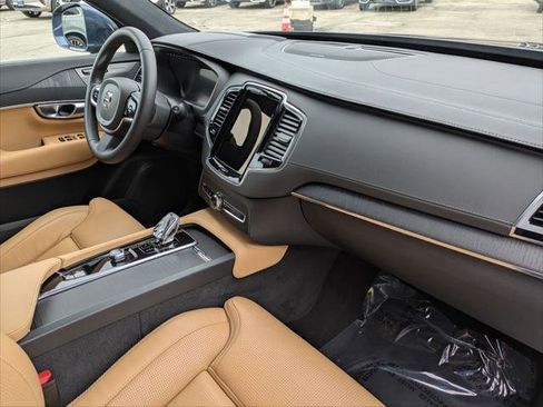 Used 2024 Volvo XC90 B6 Ultimate w/ Lounge Package AWD/4WD image 27
