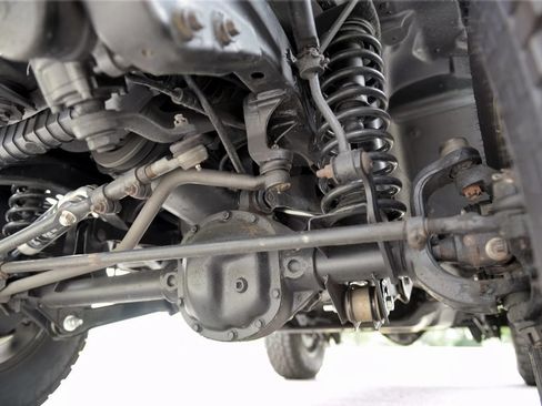 Used 2004 Jeep Wrangler 4WD w/ 30" Tire & Wheel Group image 64