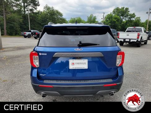 Used 2022 Ford Explorer XLT w/ Equipment Group 202A RWD image 5