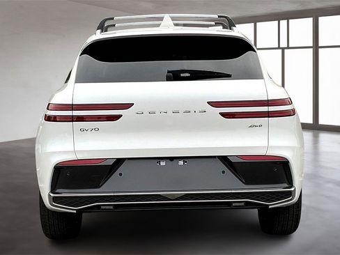 New 2026 Genesis GV70 2.5T Select image 4