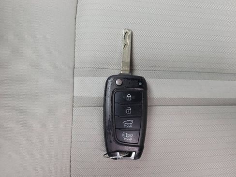 Used 2023 Hyundai Sonata SE FWD image 32