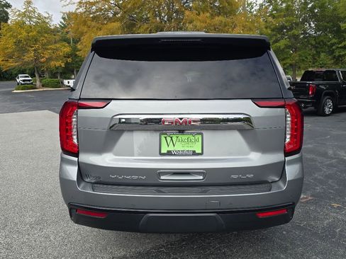 Used 2023 GMC Yukon XL SLE image 26