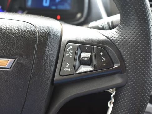 Used 2016 Chevrolet Trax LT AWD/4WD image 24