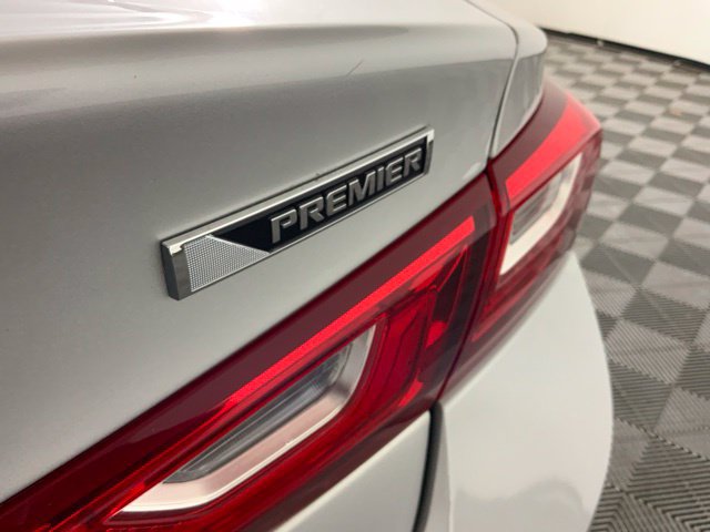 Used 2017 Chevrolet Malibu Premier w/ Premier Sun and Wheel Package FWD image 13