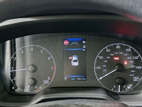 Used 2025 Toyota Corolla LE image 19