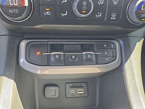Certified 2023 GMC Acadia AT4 w/ Technology Package AWD/4WD image 24