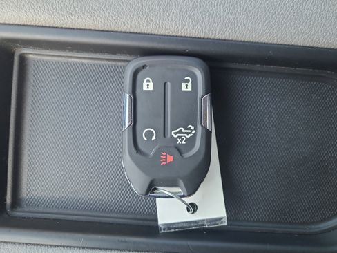 Used 2021 Chevrolet Silverado 2500 LTZ w/ LTZ Plus Package image 32