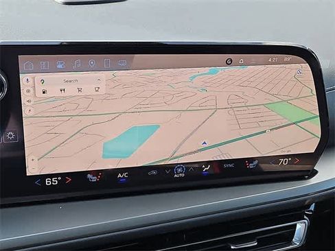 New 2025 Chevrolet Traverse LT w/ Enhanced Driving Package image 12